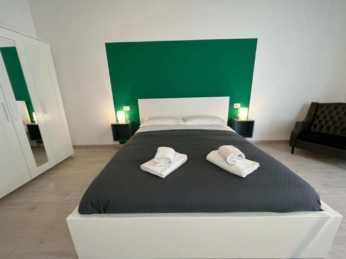 Donna Luisa A Santa Chiara Bed & Breakfast Naples Exterior photo